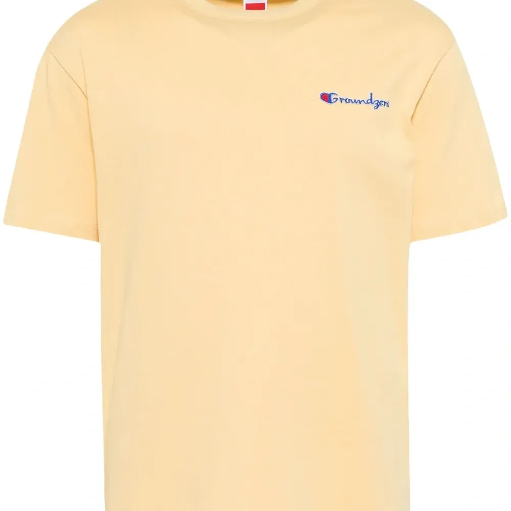 Футболка с логотипом