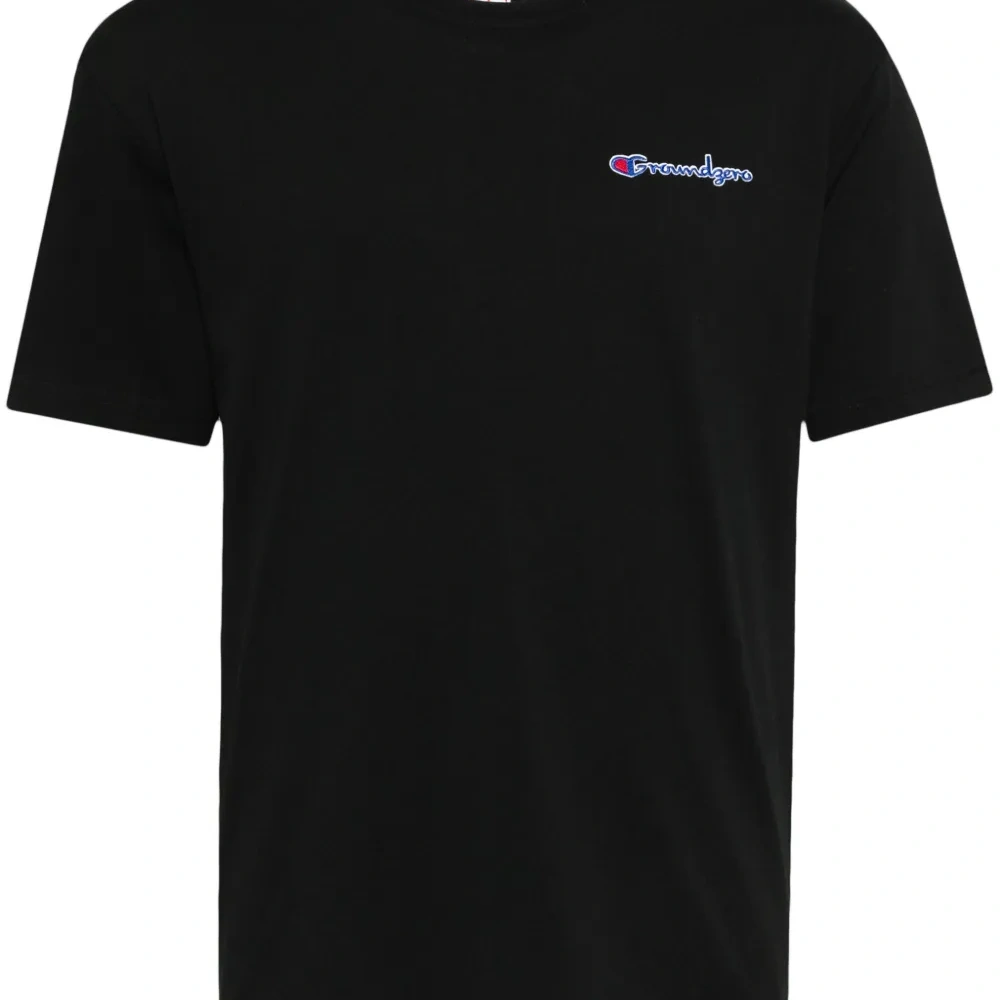 Футболка с логотипом