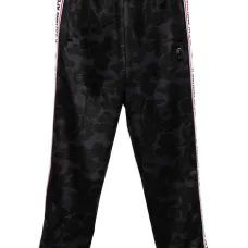 Спортивные брюки с камуфляжным принтом