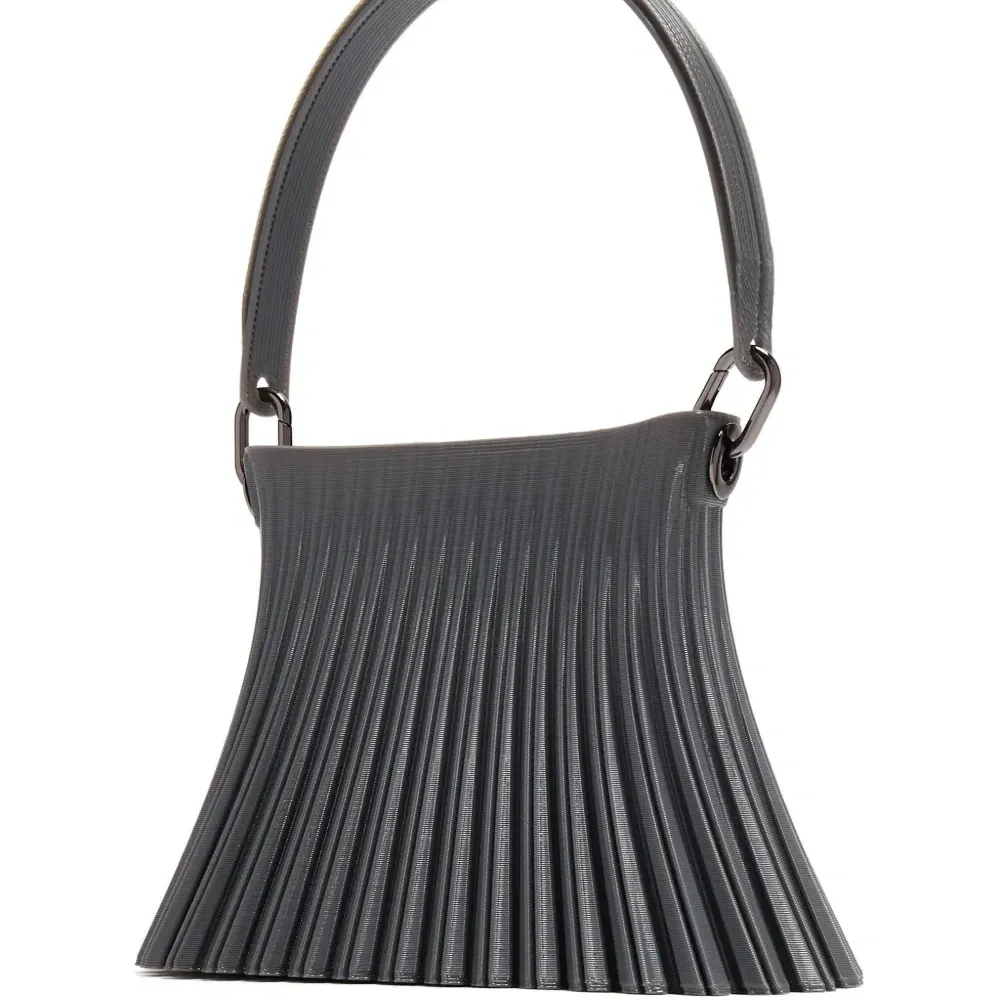 Сумка на плечо со складками