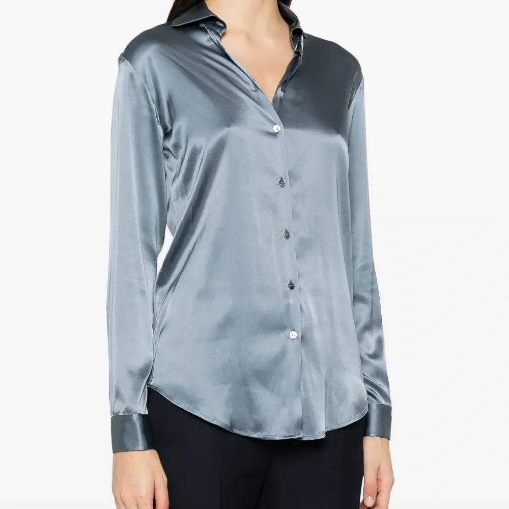 Атласная рубашка