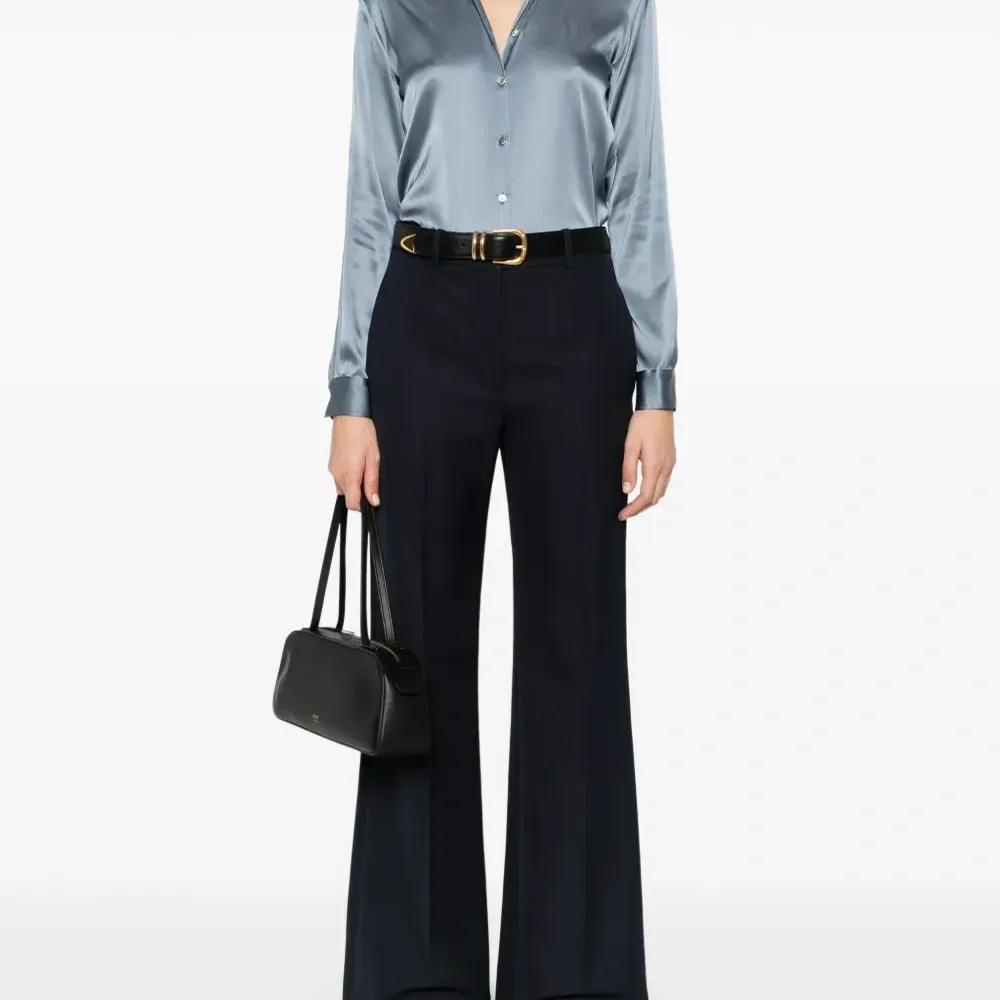 Атласная рубашка