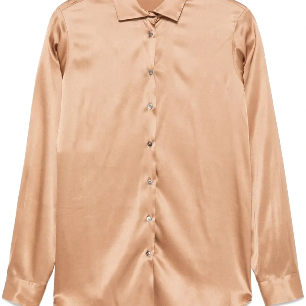 Атласная рубашка Атласная рубашка