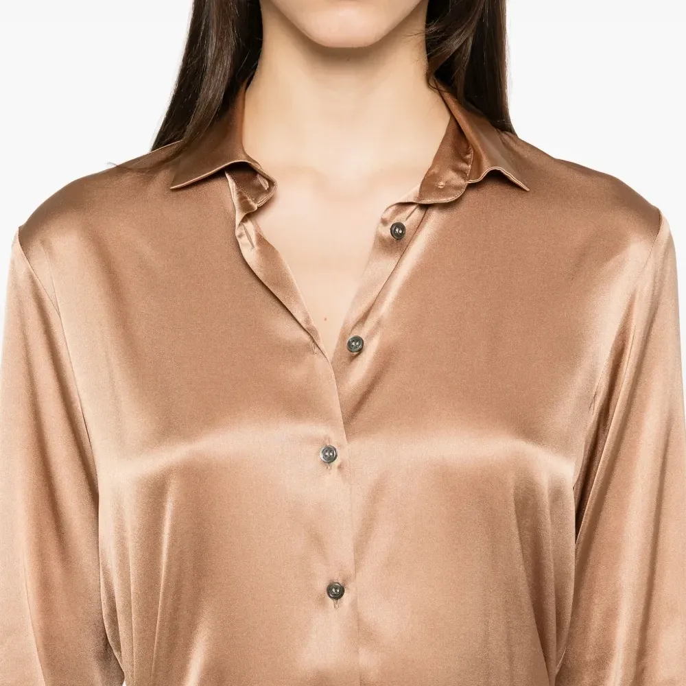 Атласная рубашка Атласная рубашка