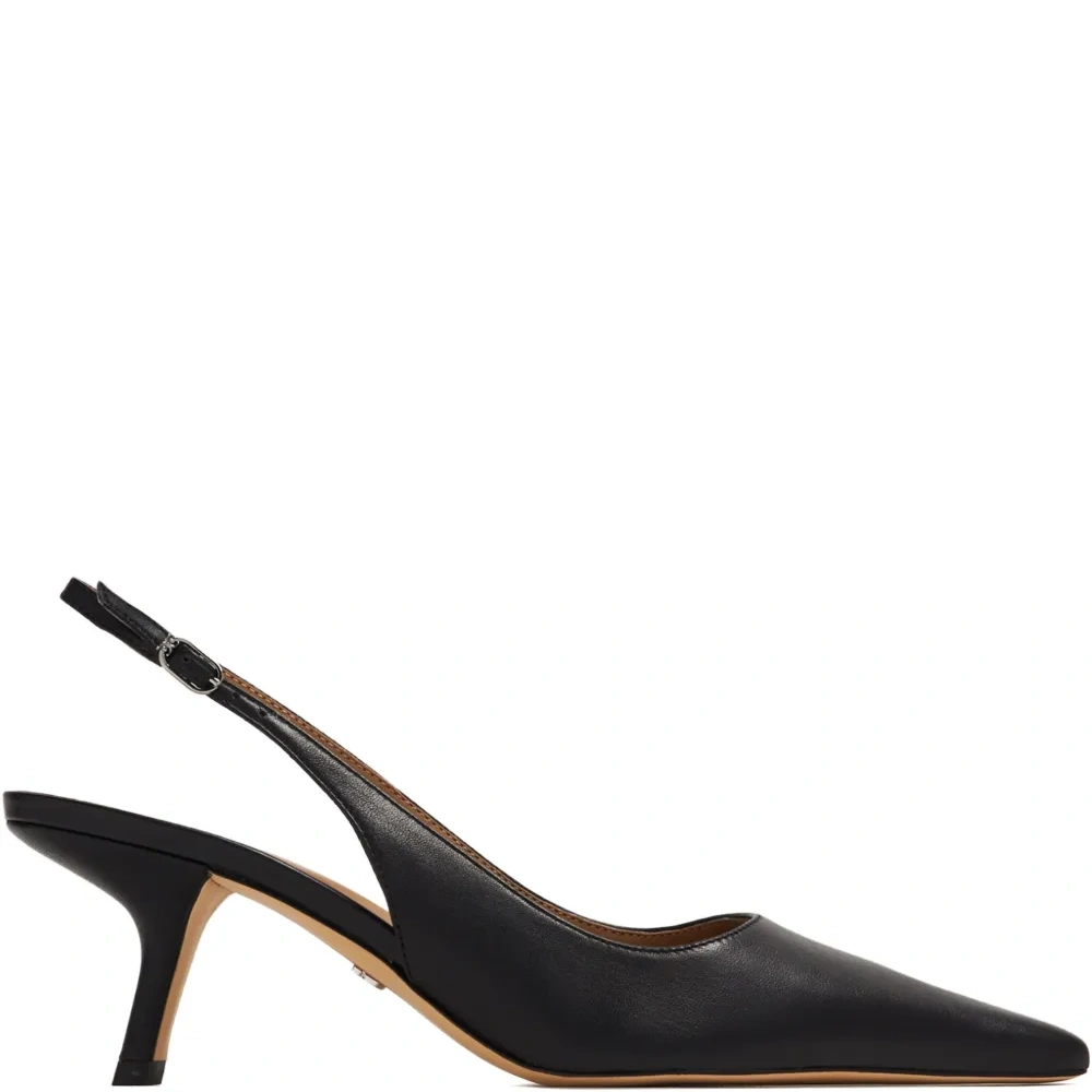 Туфли с ремешком на пятке и заостренным носком