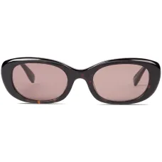 Солнцезащитные очки в овальной оправе