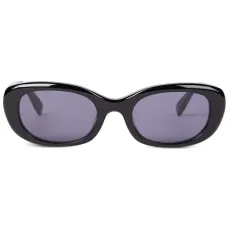 Солнцезащитные очки в овальной оправе
