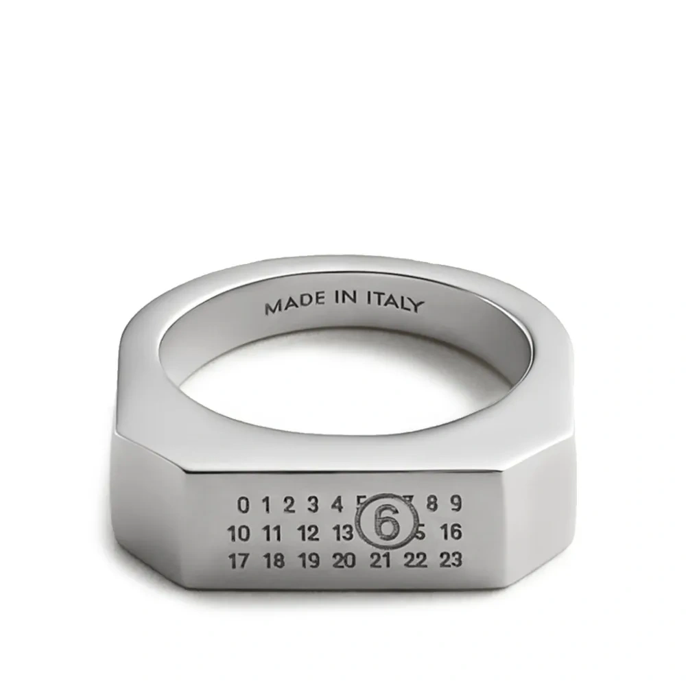 Перстень с тиснением