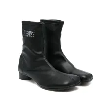 Ботинки с логотипом