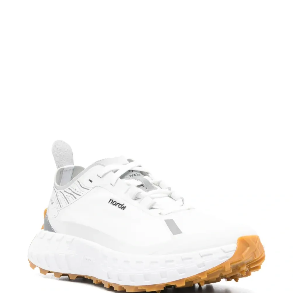 Кроссовки 001