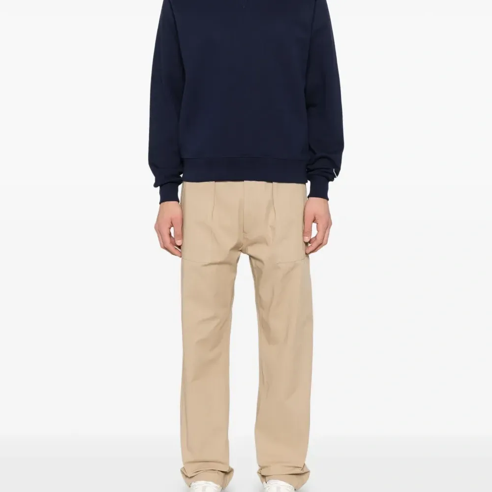 Толстовка с нашивкой-логотипом