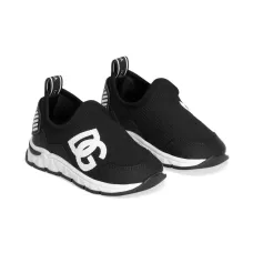 Кроссовки с логотипом