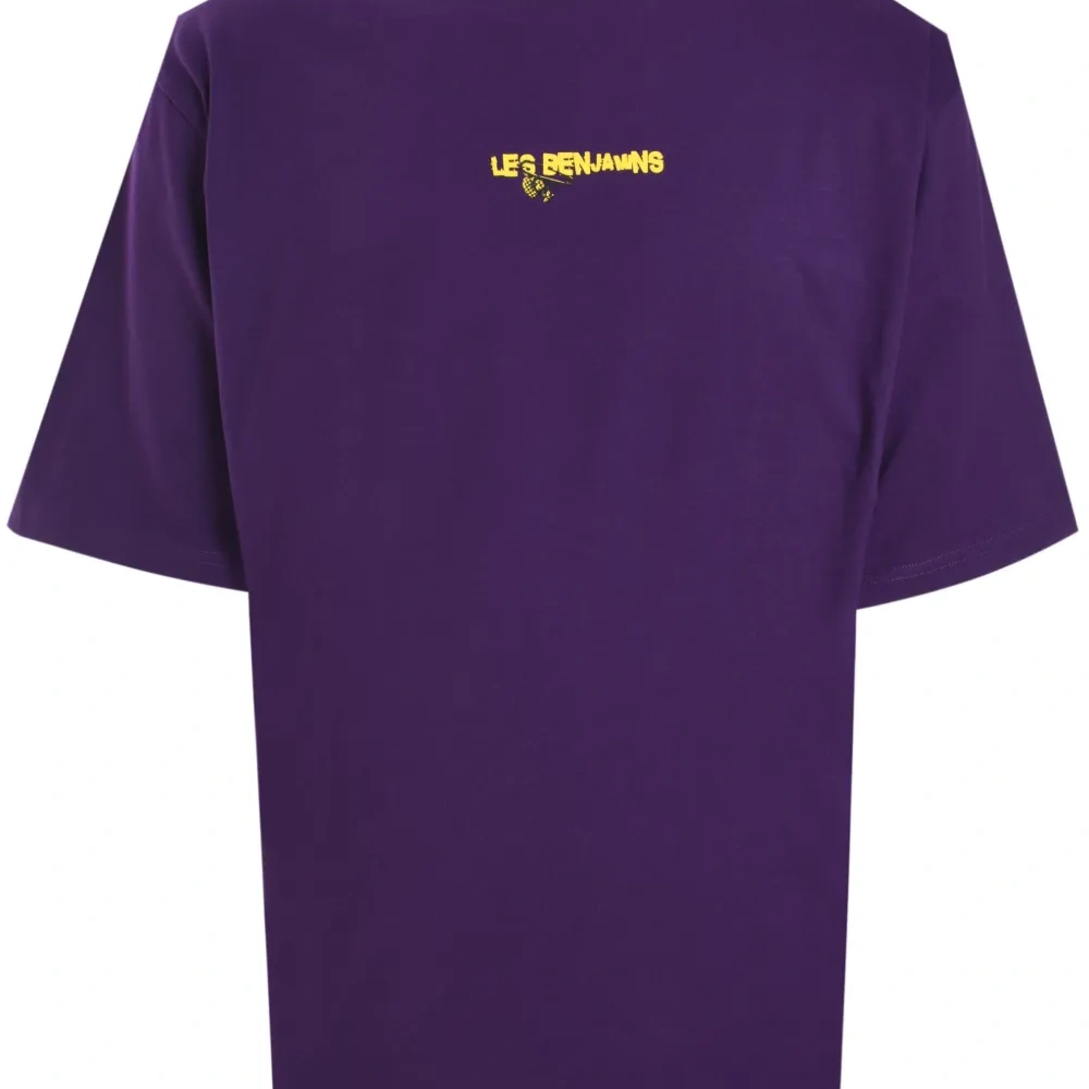 Футболка с графичным принтом