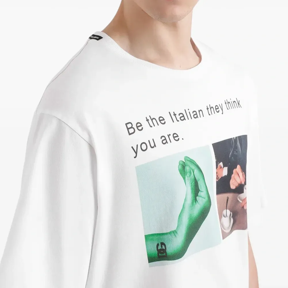 Футболка с графичным принтом