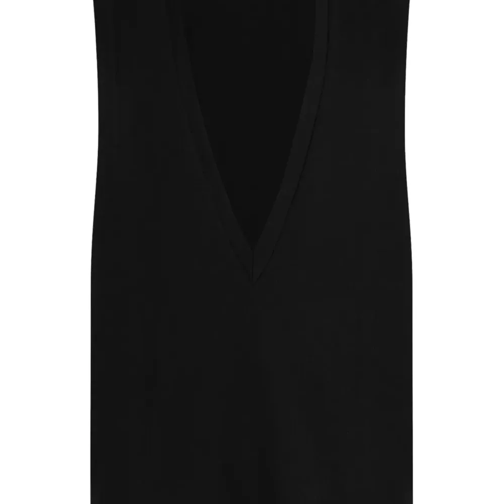 Топ с V-образным вырезом