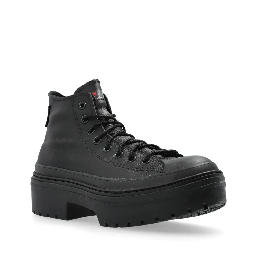 Кроссовки на платформе