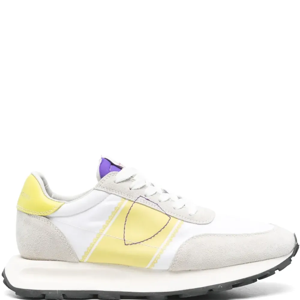 Кроссовки Tour