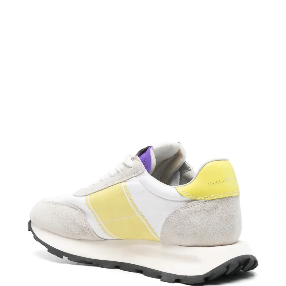 Кроссовки Tour