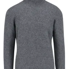 Шерстяной свитер