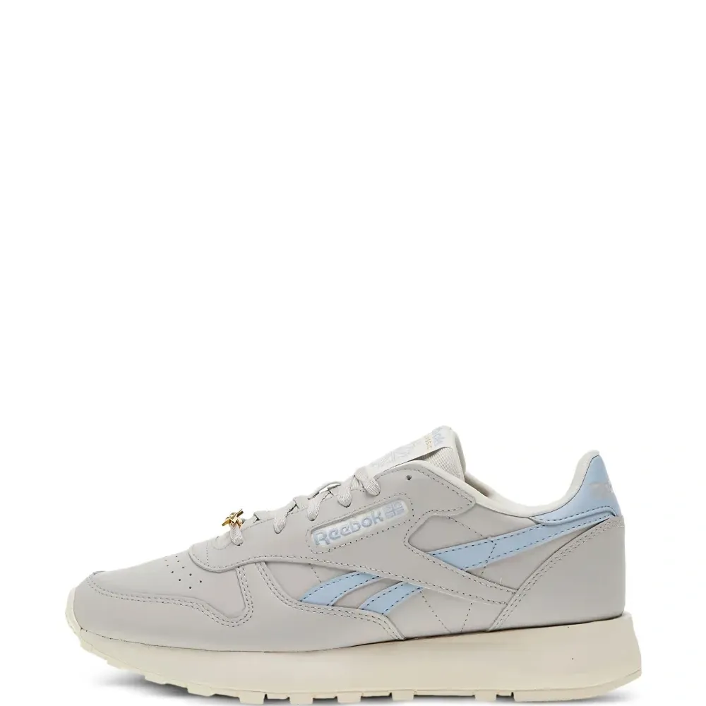 Кроссовки Classic