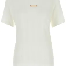 Футболка с нашивкой-логотипом