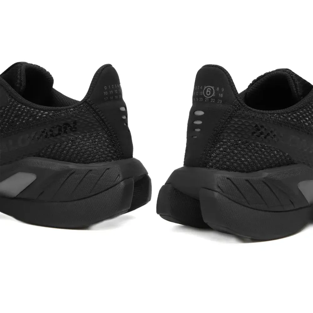 сетчатые кроссовки из коллаборации с Salomon сетчатые кроссовки из коллаборации с Salomon