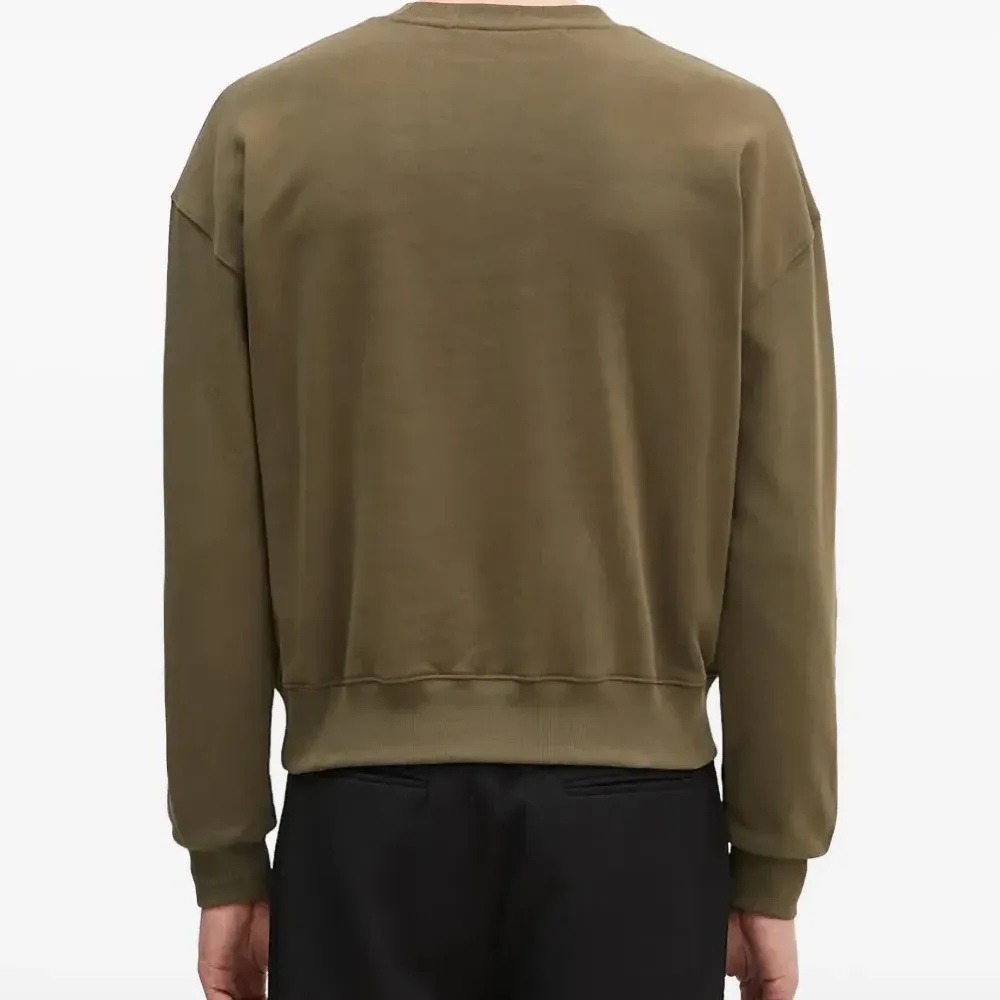 Толстовка с вышивкой