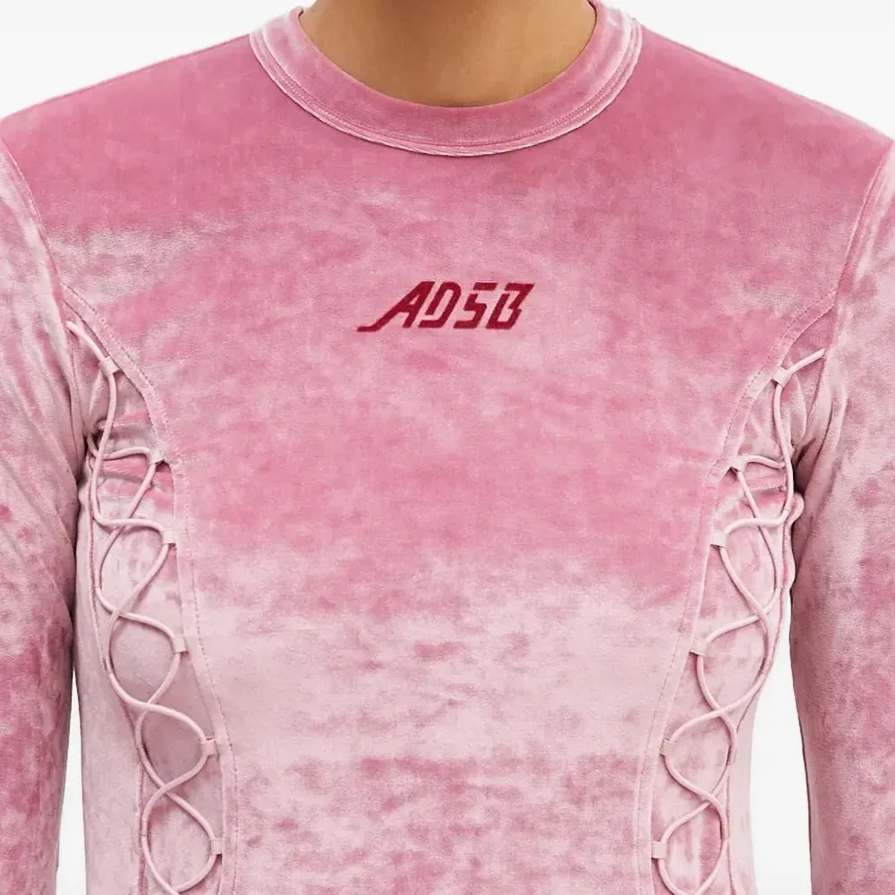 Бархатный топ со шнуровкой Бархатный топ со шнуровкой