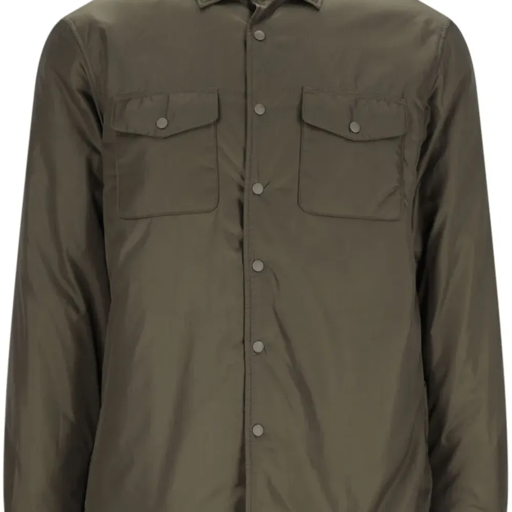 Рубашка на кнопках