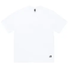 Футболка из коллаборации с The North Face Футболка из коллаборации с The North Face