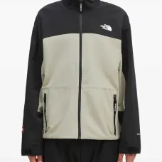 Легкая куртка на молнии