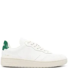 Кроссовки V-90