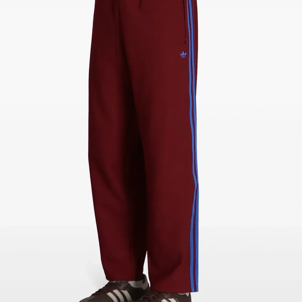 Спортивные брюки Club