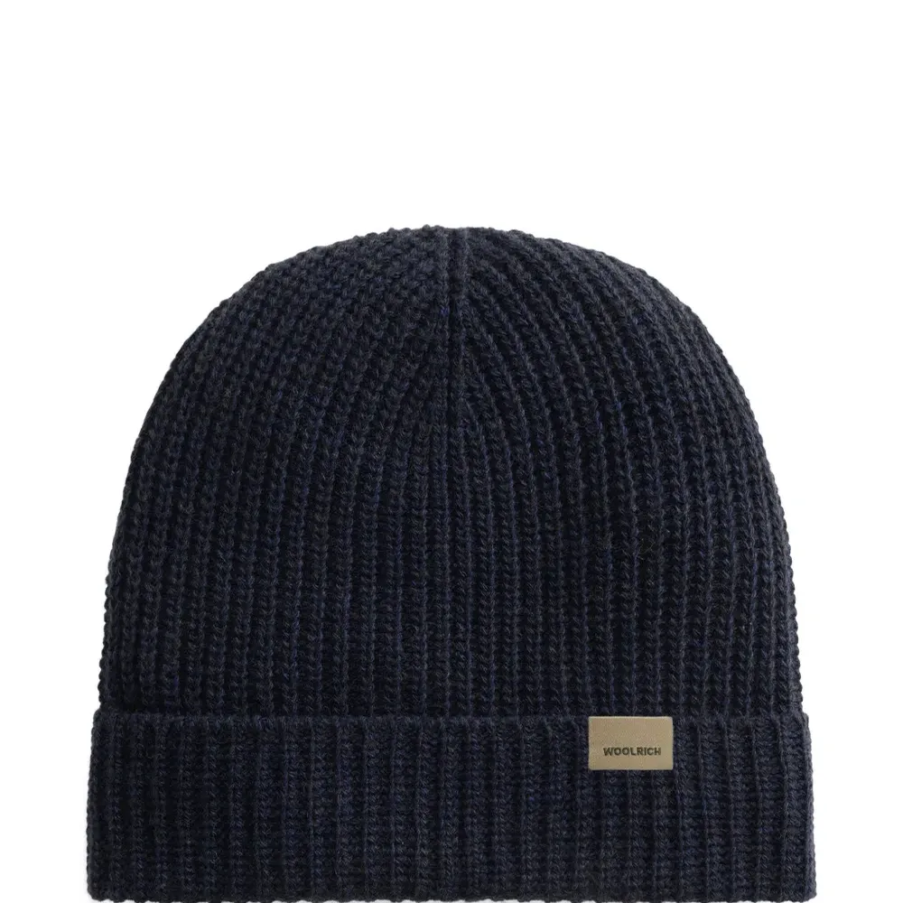 Шапка бини в рубчик