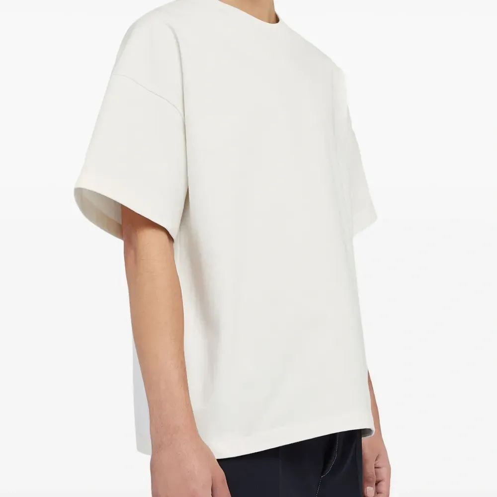 Футболка с круглым вырезом