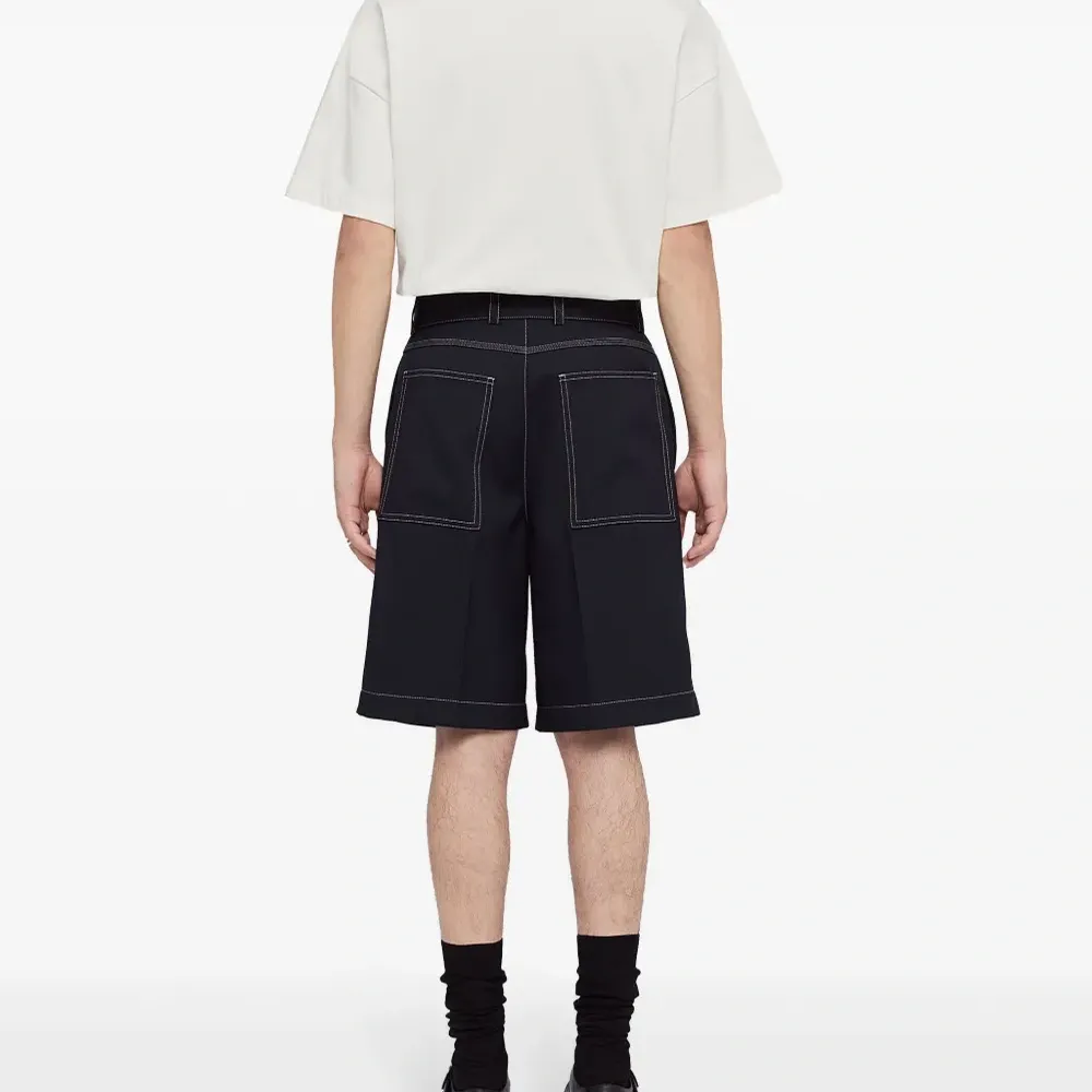 Футболка с круглым вырезом