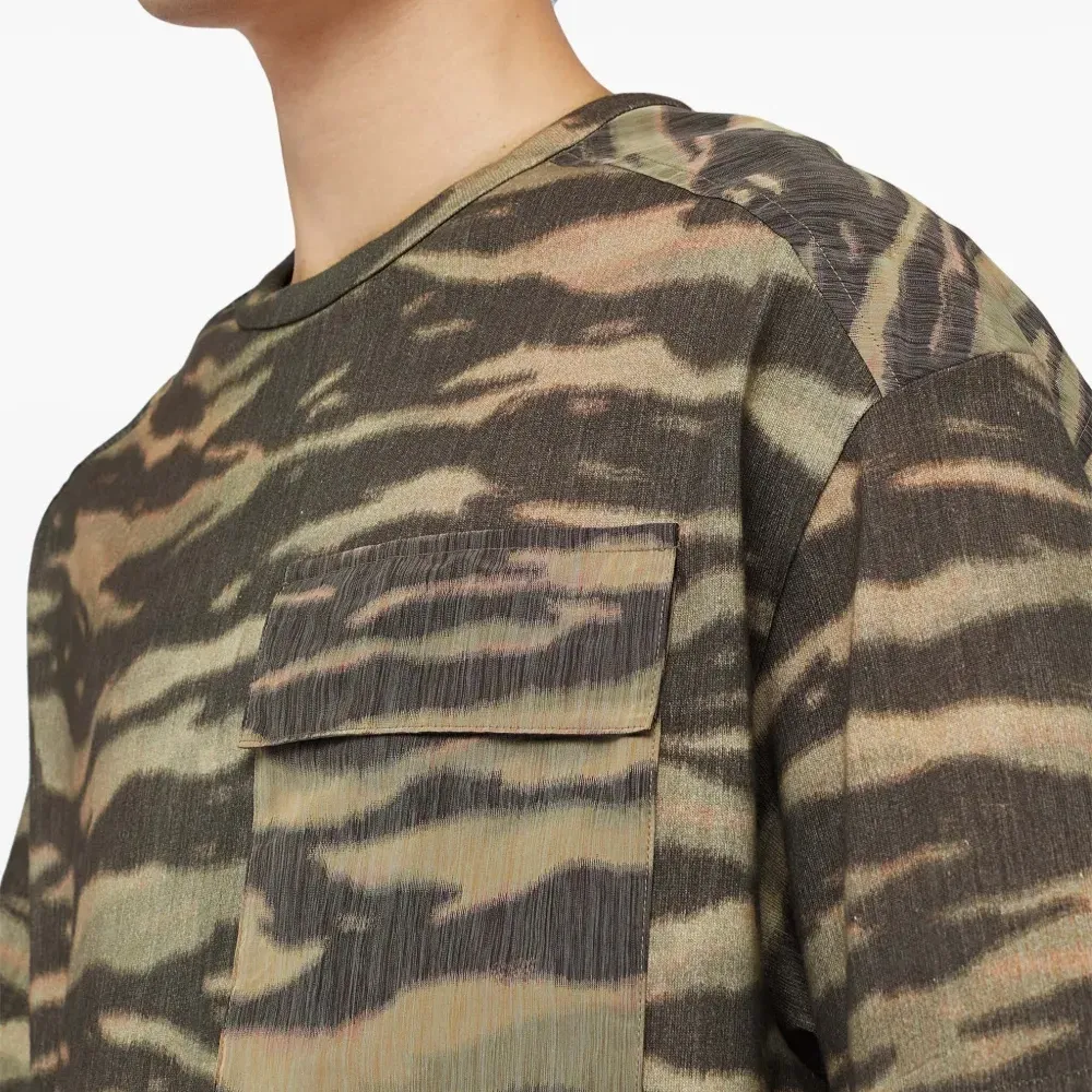 Футболка с принтом