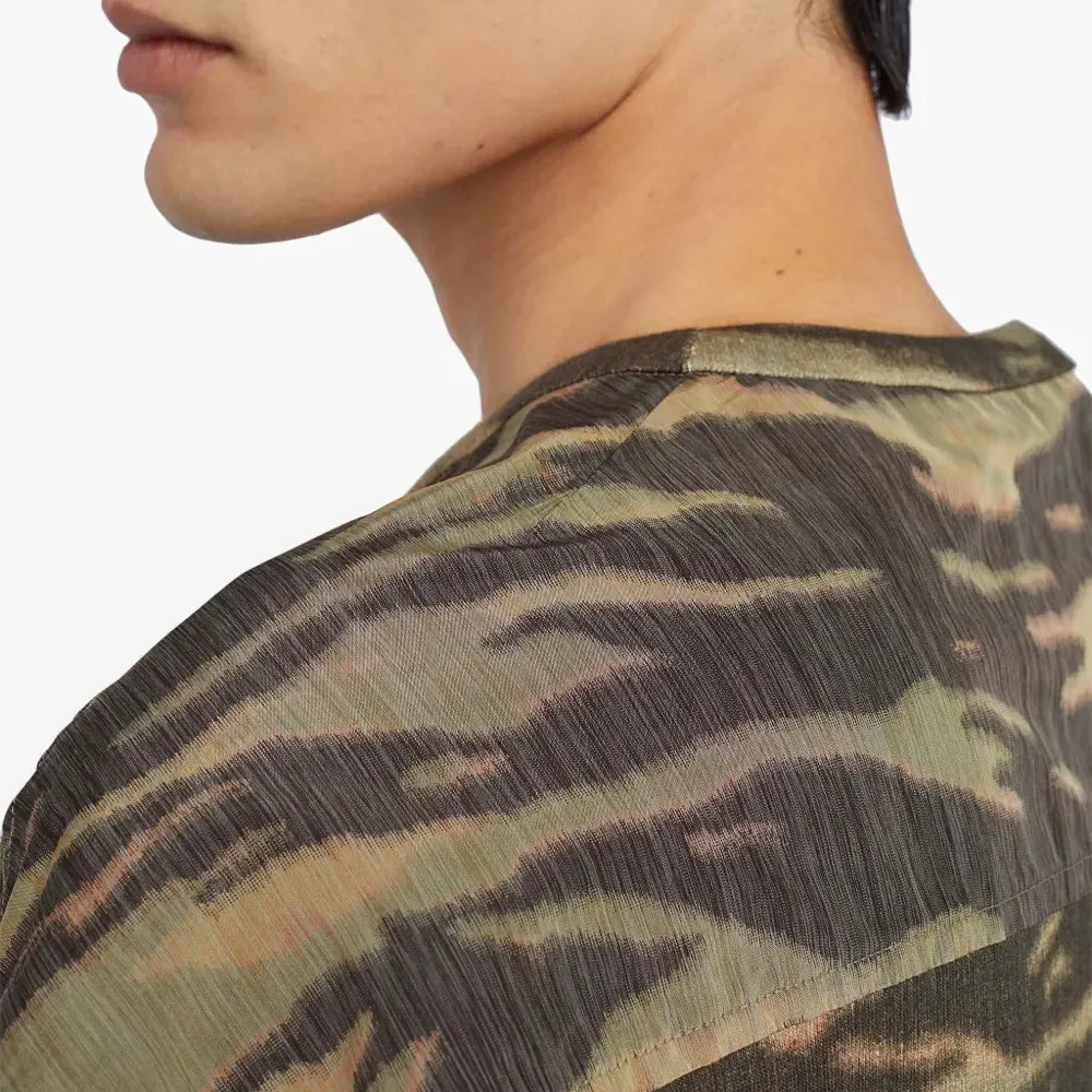 Футболка с принтом