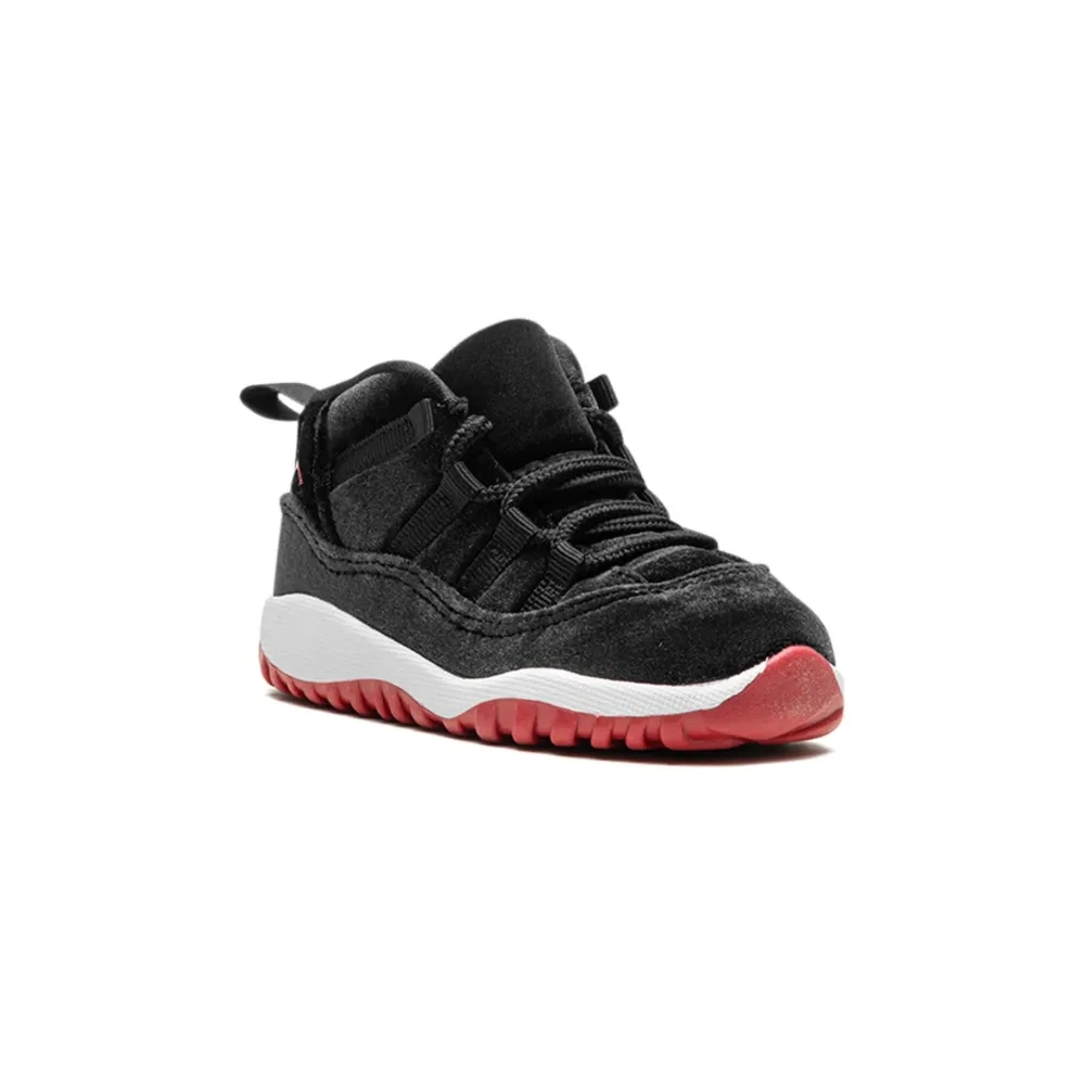 Кроссовки Air Jordan 11 Retro Velvet Bred