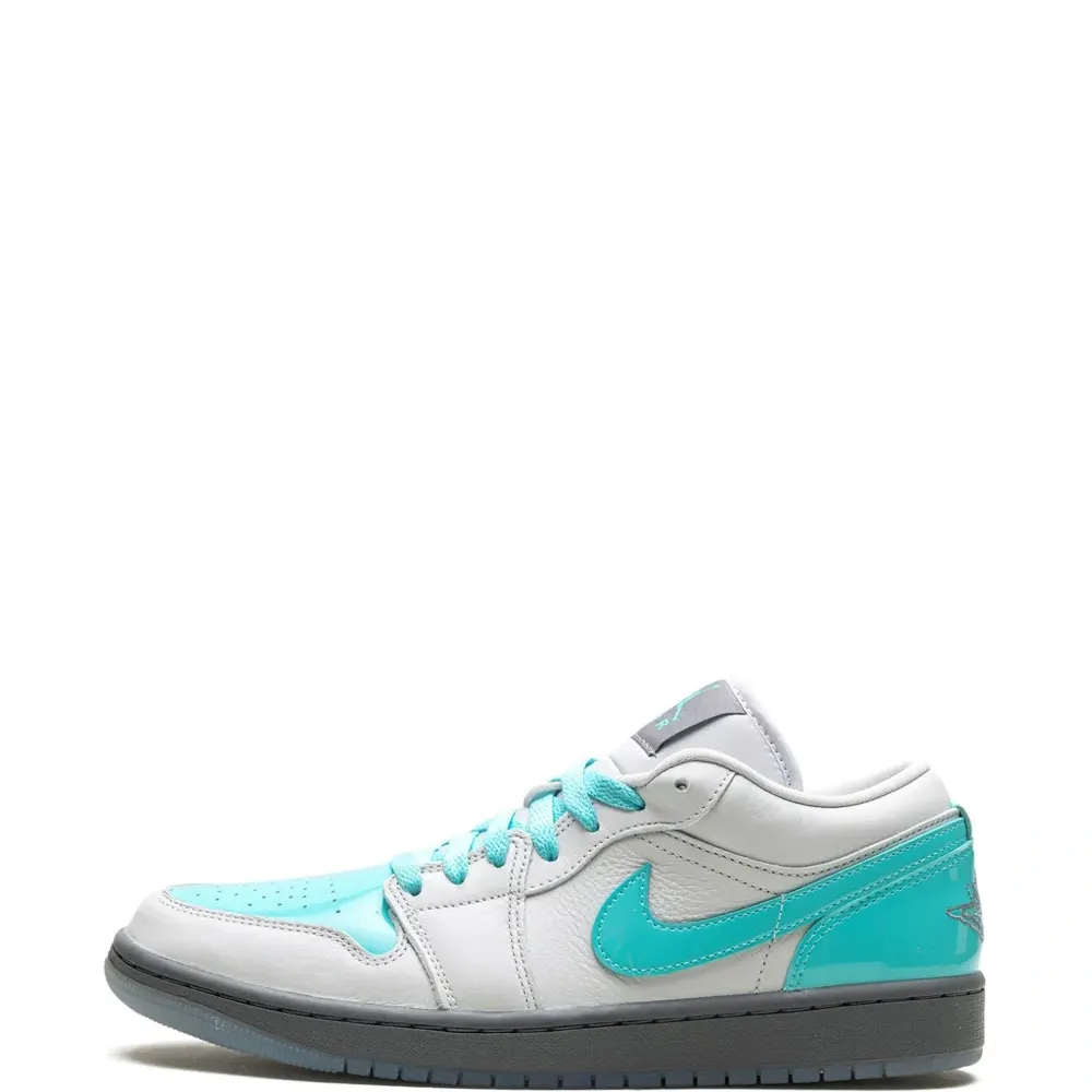 Кроссовки Air Jordan 1