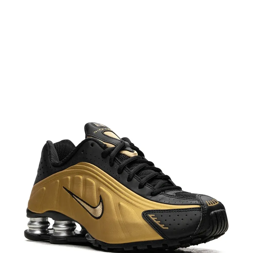 Кроссовки Shox R4 Black/Metallic Gold