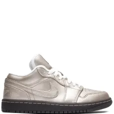 Кроссовки Air Jordan 1