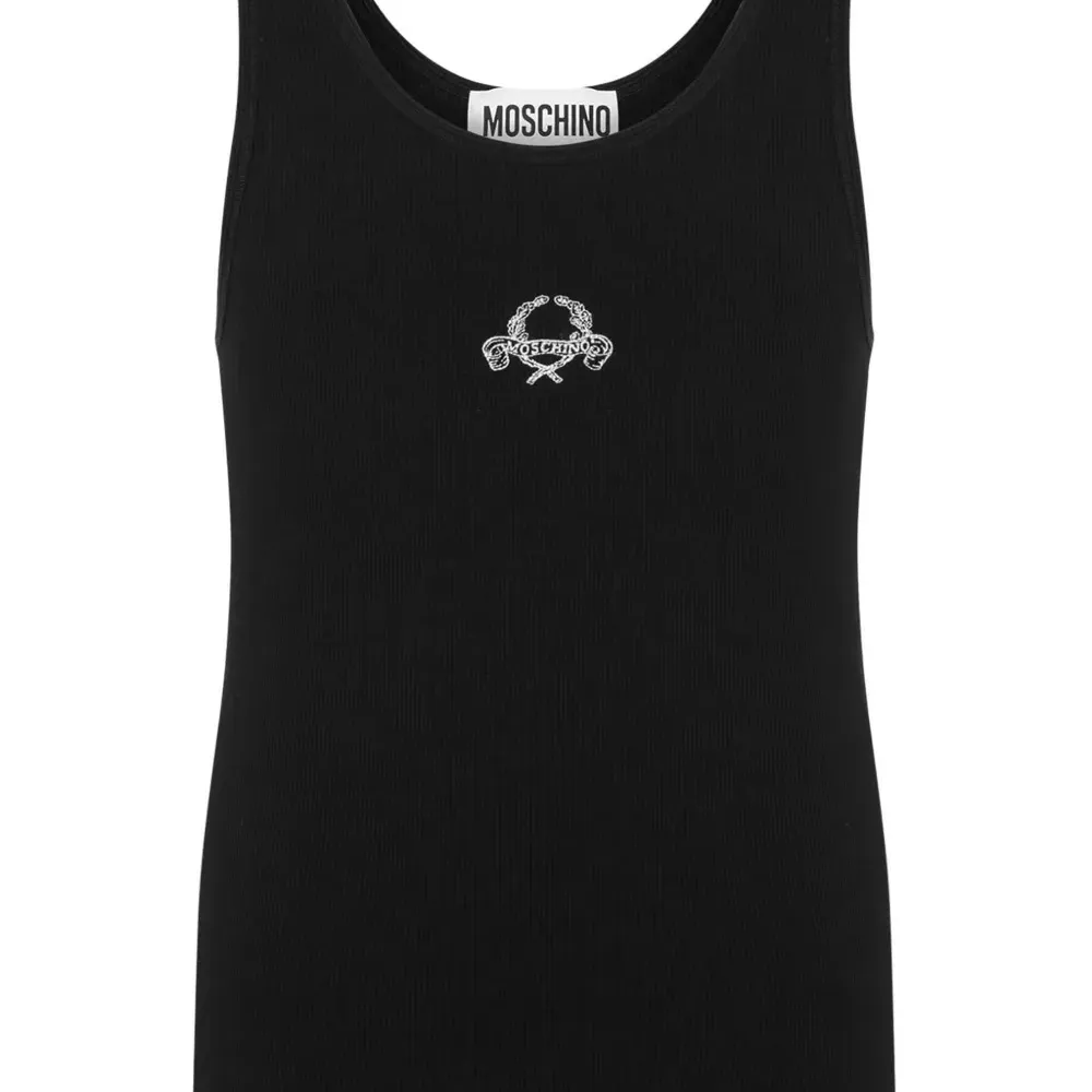 Топ с вышитым логотипом