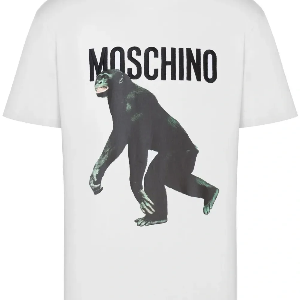 Футболка с логотипом