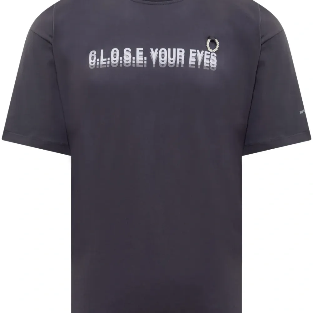 Футболка с надписью