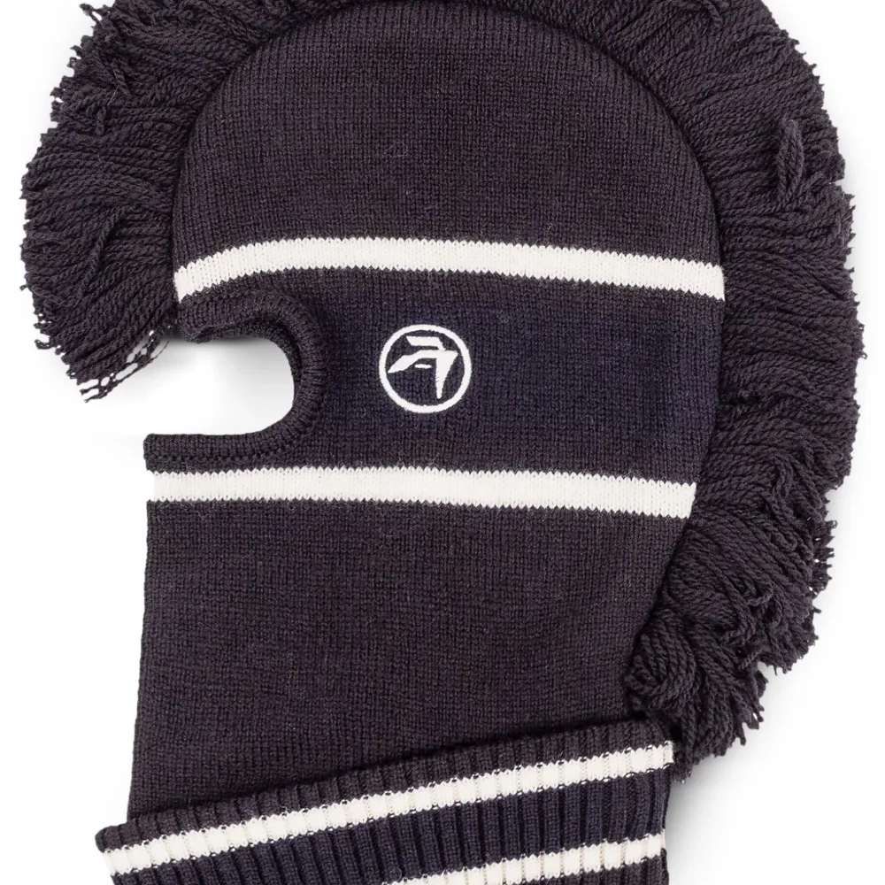 Балаклава с бахромой