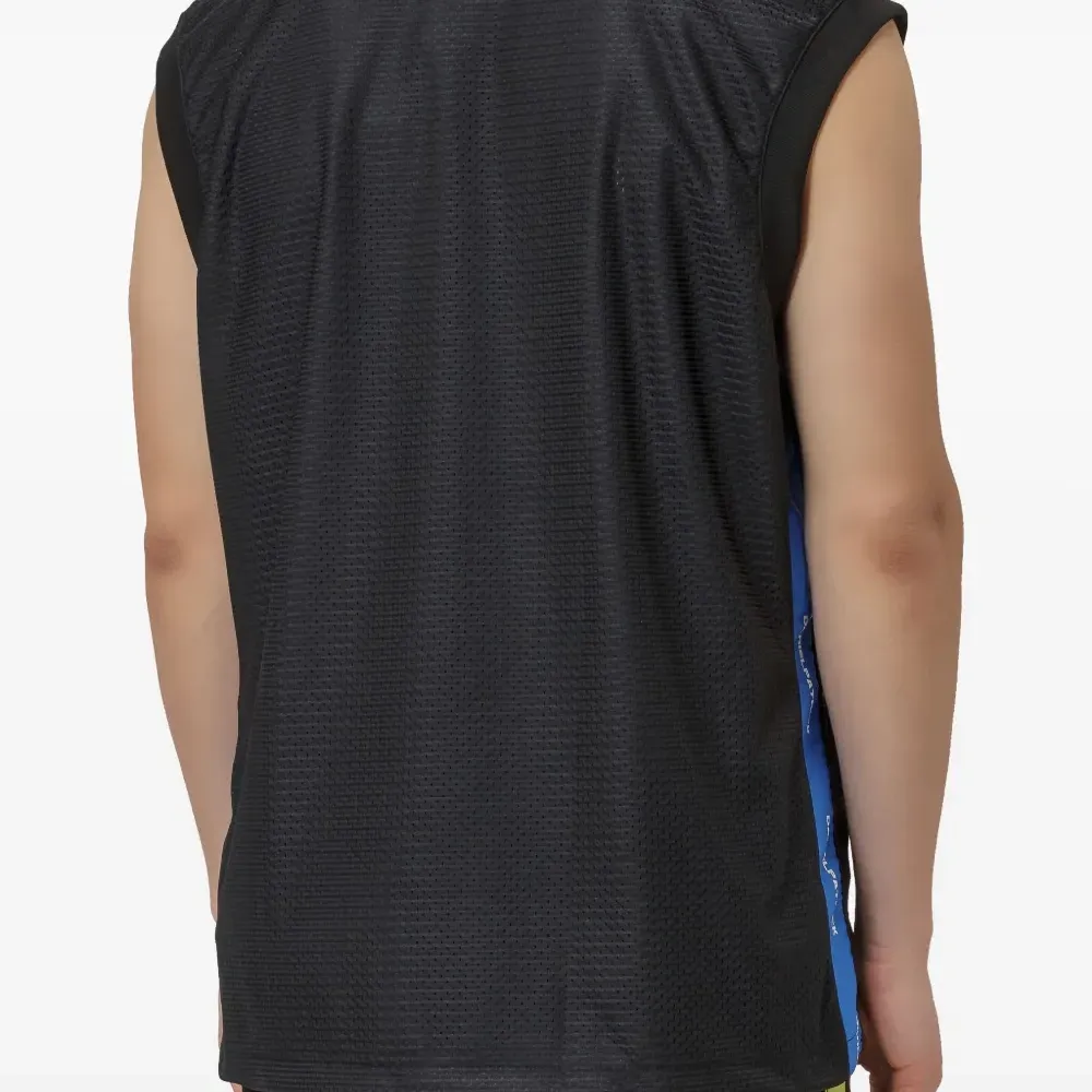 топ с логотипом топ с логотипом