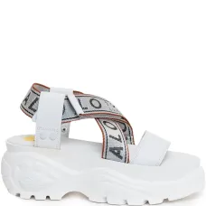 сандалии с логотипом