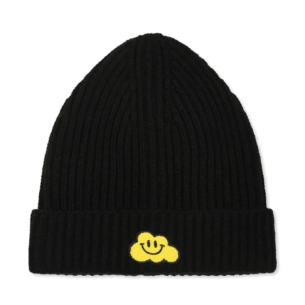 Шапка бини с аппликацией