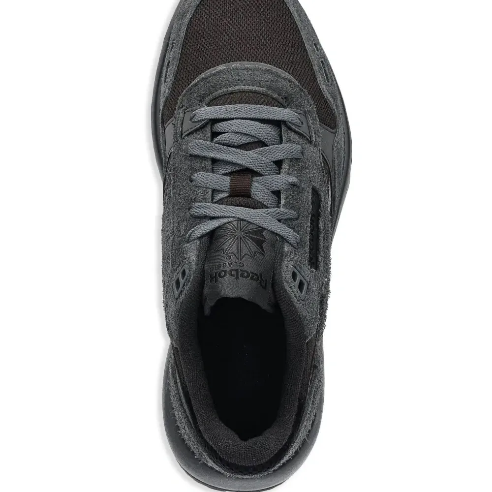 Кроссовки 2400